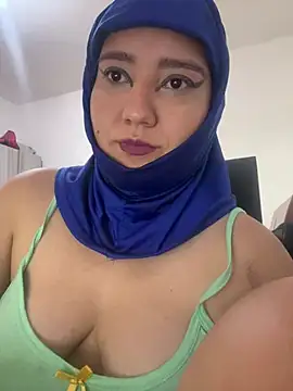 Snapshot of hannahayat chatting on June 19, 2:12 pm hannahayat online show from June 19, 2:12 pm