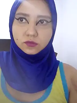 Snapshot of hannahayat chatting on May 25, 2:16 pm hannahayat online show from May 25, 2:16 pm