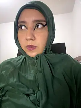 hannahayat online show from January 13, 8:46 pm