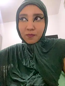 Snapshot of hannahayat chatting on November 7, 12:37 am hannahayat online show from November 7, 12:37 am