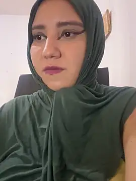 hannahayat online show from March 18, 3:46 pm