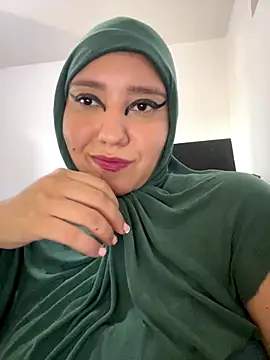 Snapshot of hannahayat chatting on October 24, 2:49 pm hannahayat online show from October 24, 2:49 pm