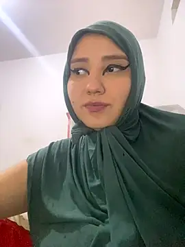 hannahayat online show from September 20, 2:11 pm