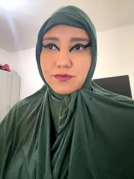 Snapshot of hannahayat chatting on October 31, 1:52 pm hannahayat online show from October 31, 1:52 pm