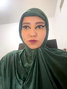 Snapshot of hannahayat chatting on November 22, 2:27 pm hannahayat online show from November 22, 2:27 pm