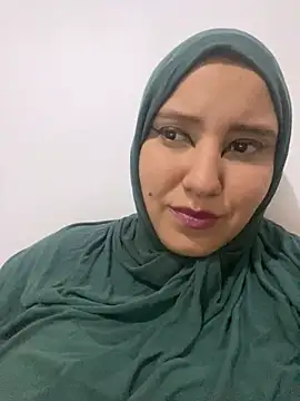 hannahayat online show from February 21, 1:22 am