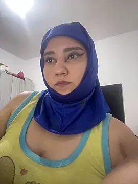 Snapshot of hannahayat chatting on June 4, 2:49 am hannahayat online show from June 4, 2:49 am
