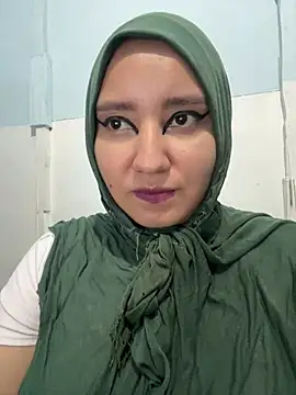 Snapshot of hannahayat chatting on July 18, 3:20 pm hannahayat online show from July 18, 3:20 pm