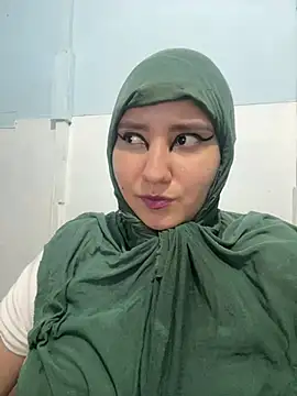 Snapshot of hannahayat chatting on July 17, 6:49 pm hannahayat online show from July 17, 6:49 pm
