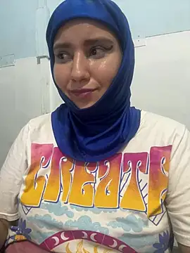 Snapshot of hannahayat chatting on July 2, 3:23 am hannahayat online show from July 2, 3:23 am