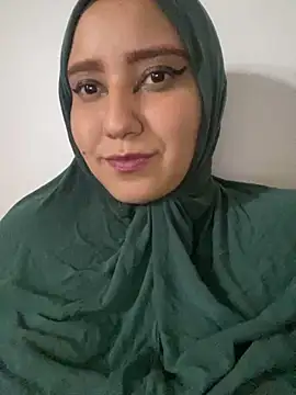 hannahayat online show from January 3, 9:05 pm
