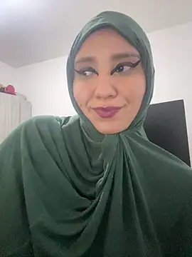 Snapshot of hannahayat chatting on November 1, 1:56 am hannahayat online show from November 1, 1:56 am