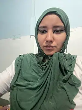 Snapshot of hannahayat chatting on July 11, 2:28 pm hannahayat online show from July 11, 2:28 pm