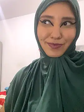 hannahayat online show from September 18, 1:19 am