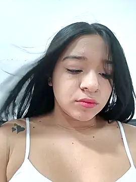 -VICKKY online show from January 14, 1:37 pm