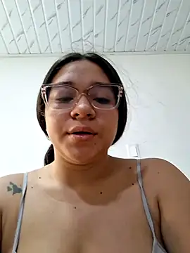 Snapshot of -VICKKY chatting on June 20, 1:49 pm -VICKKY online show from June 20, 1:49 pm