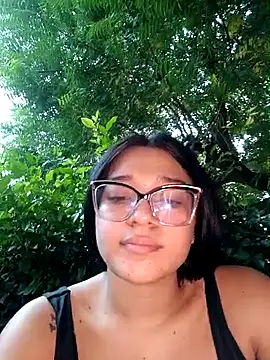 Snapshot of -VICKKY chatting on March 19, 10:53 pm -VICKKY online show from March 19, 10:53 pm