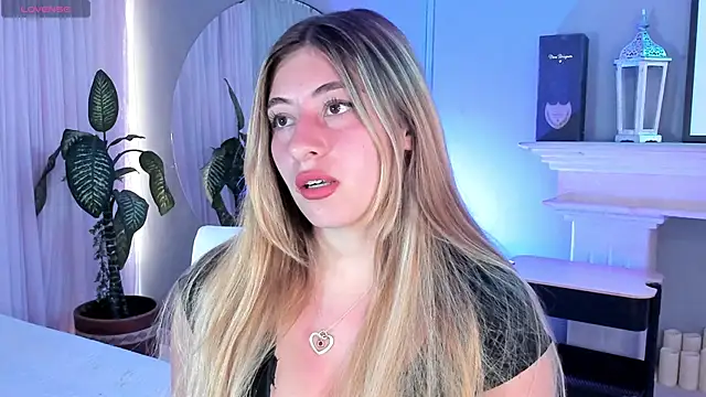 tiffany becker online show from January 15, 1:03 pm