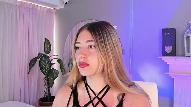 tiffany becker online show from January 13, 1:04 pm