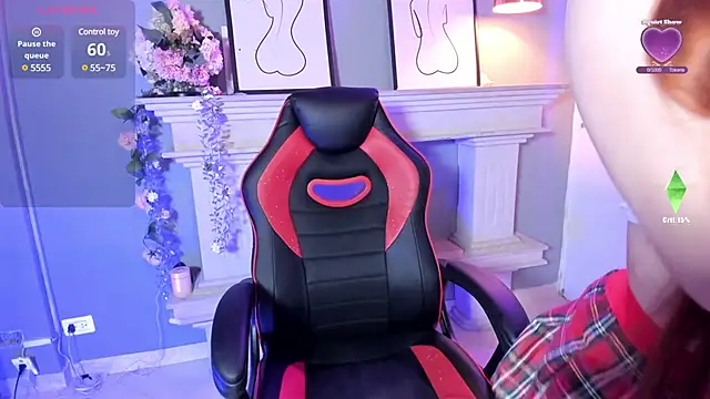 Snapshot of tiffany_becker chatting on March 20, 7:57 pm tiffany becker online show from March 20, 7:57 pm