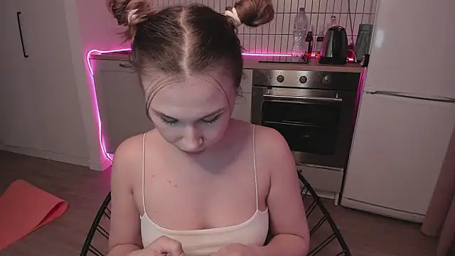 Snapshot of Anny_Limis chatting on February 6, 9:43 am Anny Limis online show from February 6, 9:43 am