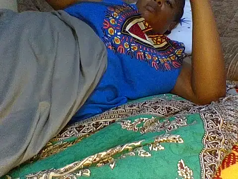 zoey10 online show from April 5, 8:21 am