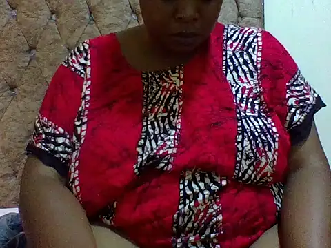 zoey10 online show from March 31, 8:05 am