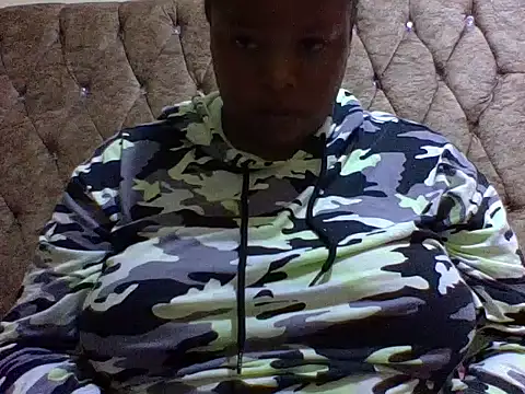 zoey10 online show from April 9, 6:25 pm