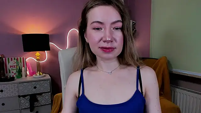 Snapshot of Mia_Tasty chatting on November 13, 7:34 am Mia Tasty online show from November 13, 7:34 am