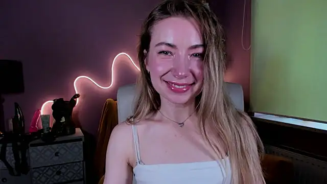 Snapshot of Mia_Tasty chatting on September 21, 1:27 pm Mia Tasty online show from September 21, 1:27 pm