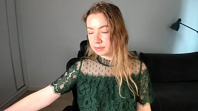 Mia Tasty online show from March 12, 7:56 am