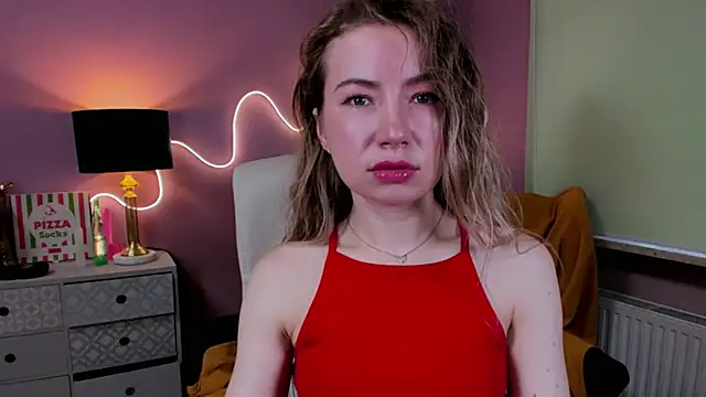 Snapshot of Mia_Tasty chatting on November 5, 7:44 am Mia Tasty online show from November 5, 7:44 am