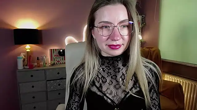 Snapshot of Mia_Tasty chatting on March 20, 11:05 am Mia Tasty online show from March 20, 11:05 am