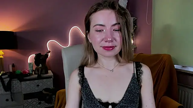 Snapshot of Mia_Tasty chatting on September 27, 6:41 am Mia Tasty online show from September 27, 6:41 am