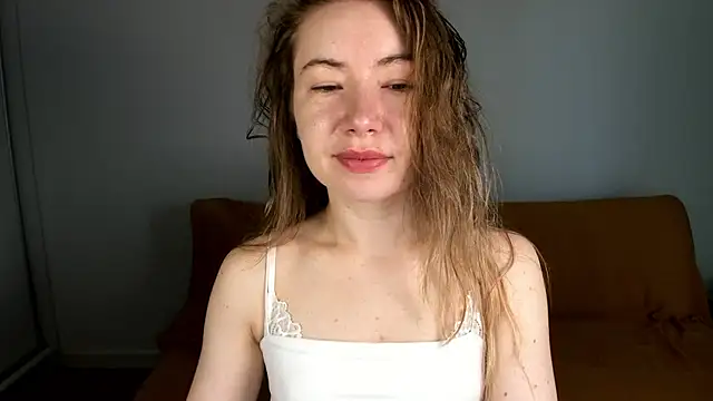 Snapshot of Mia_Tasty chatting on July 10, 6:24 am Mia Tasty online show from July 10, 6:24 am