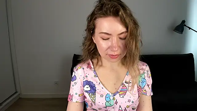 Mia Tasty online show from April 1, 6:26 am