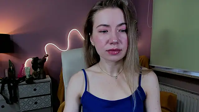 Snapshot of Mia_Tasty chatting on September 24, 6:31 am Mia Tasty online show from September 24, 6:31 am