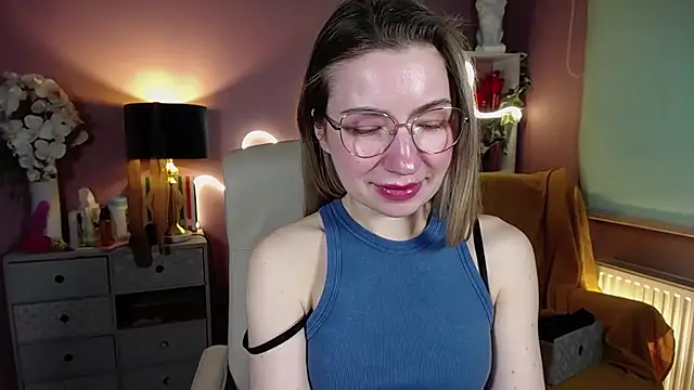 Snapshot of Mia_Tasty chatting on February 16, 2:21 pm Mia Tasty online show from February 16, 2:21 pm