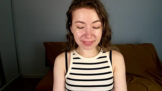 Snapshot of Mia_Tasty chatting on June 21, 1:28 pm Mia Tasty online show from June 21, 1:28 pm