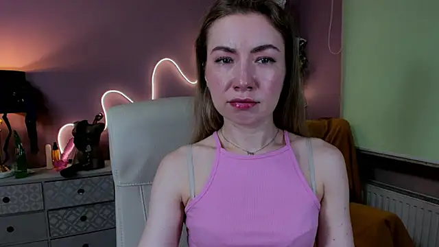 Snapshot of Mia_Tasty chatting on September 11, 6:35 am Mia Tasty online show from September 11, 6:35 am