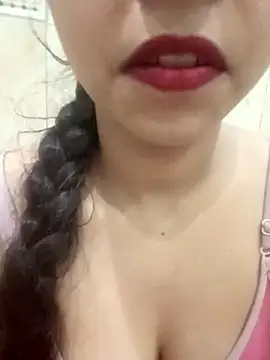 Snapshot of Deepsika chatting on March 25, 1:54 pm Deepsika online show from March 25, 1:54 pm