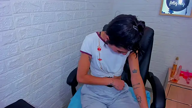 ImCrazzy online show from February 20, 2:08 pm