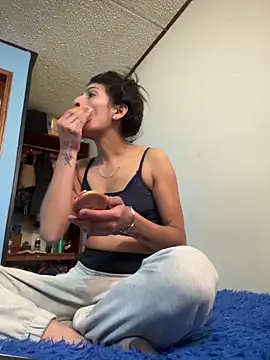 ImCrazzy online show from March 20, 1:56 pm