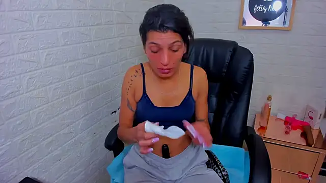 ImCrazzy online show from March 5, 3:19 pm