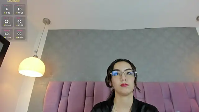 Antonella-Ray online show from March 1, 8:21 pm