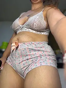 Emiily lee online show from February 7, 10:34 am