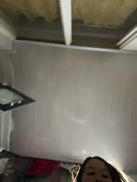 Emiily lee online show from November 20, 8:15 am