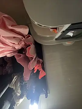 Emiily lee online show from November 7, 9:47 am