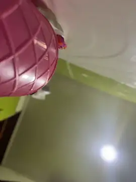 Emiily lee online show from November 19, 10:15 am