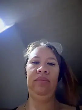 Emiily lee online show from May 13, 9:27 am